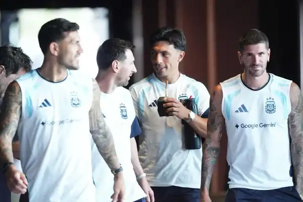 Scaloni mete mano en el equipo: tres cambios para el duelo ante Egipto por el Mundial 2026