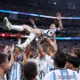 La estirpe del campeón le alcanzó a Argentina para sobrevivir, pero el fútbol deberá aparecer si quiere defender el título