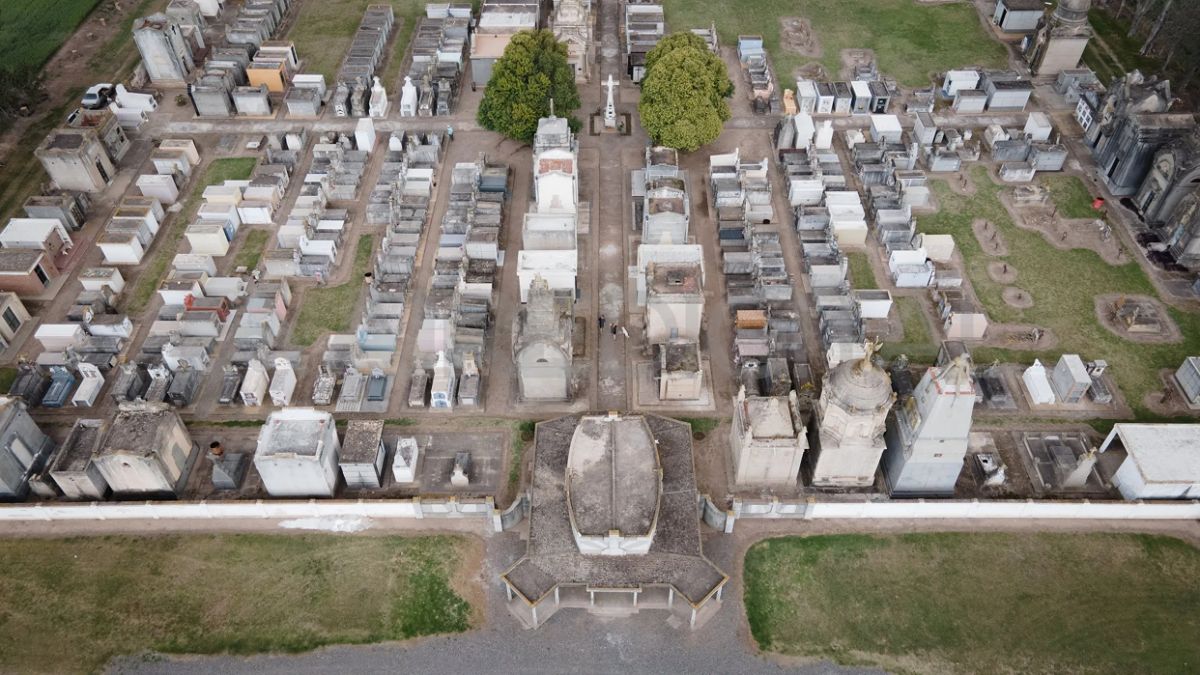 El cementerio de Zenón Pereyra.