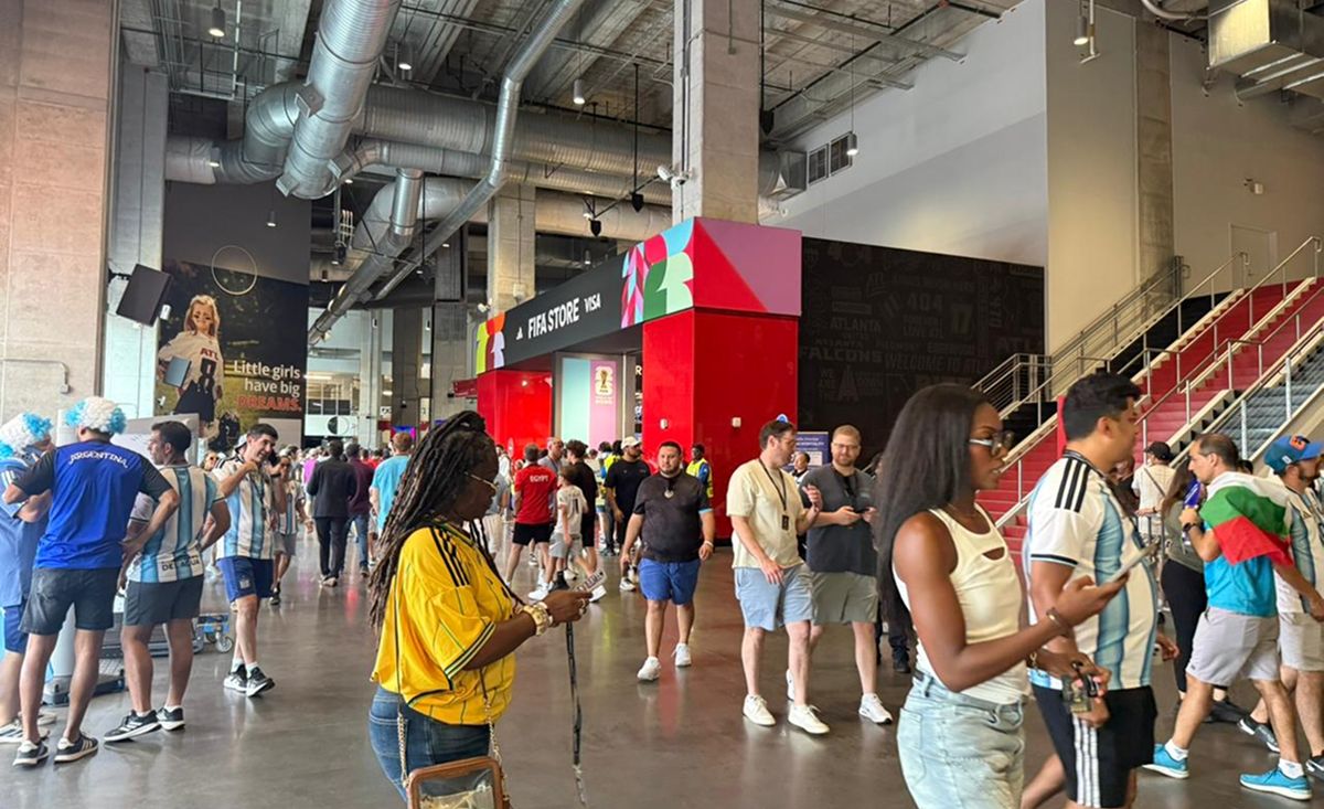 UNO DE LOS ESTADIOS DEL MUNDIAL. Este es el interior del recinto, que ya no tiene ni las huellas de los Falcons.