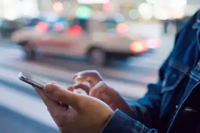 Cómo liberar espacio en tu celular sin borrar fotos: siete trucos para recuperar almacenamiento