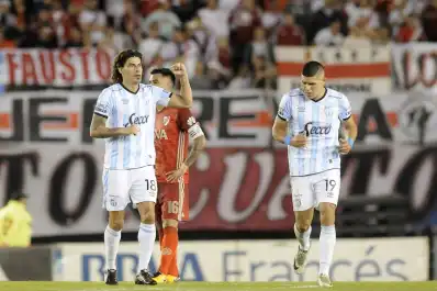 Jugó en Atlético Tucumán, le convirtió a River y estuvo a un paso de jugar un Mundial con Egipto
