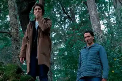 Tiene solo seis capítulos y es furor en Netflix: la miniserie argentina protagonizada por Juan Minujín