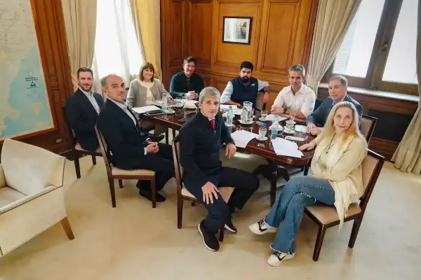 El Gobierno reunió a la mesa política con la mira puesta en la agenda parlamentaria