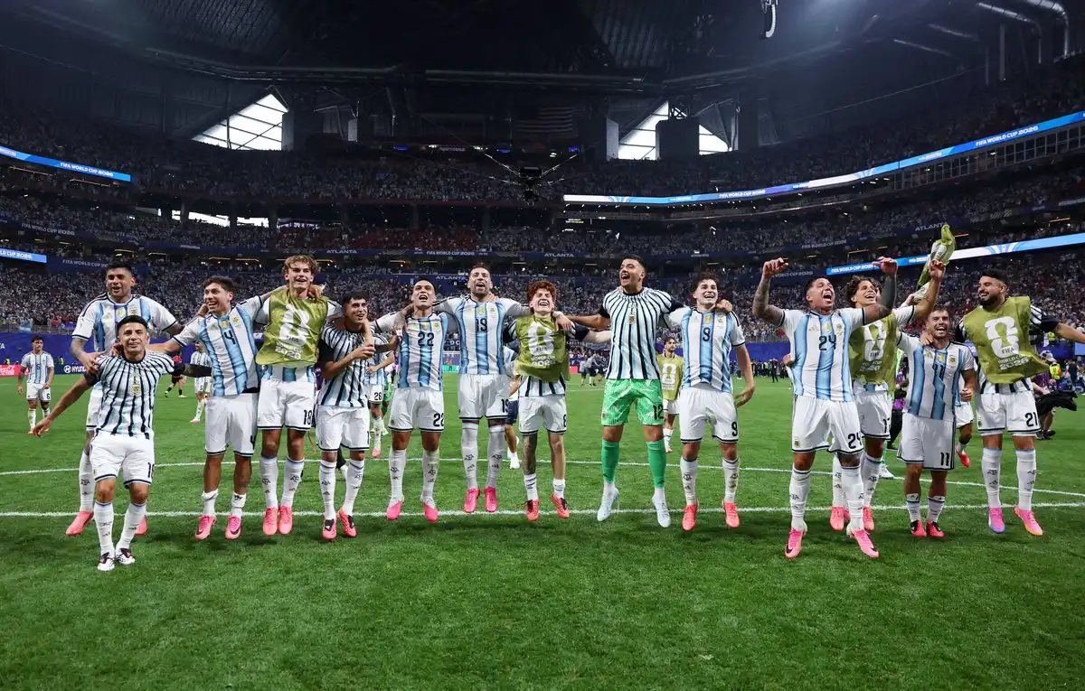 Los números y las conspiraciones de la FIFA