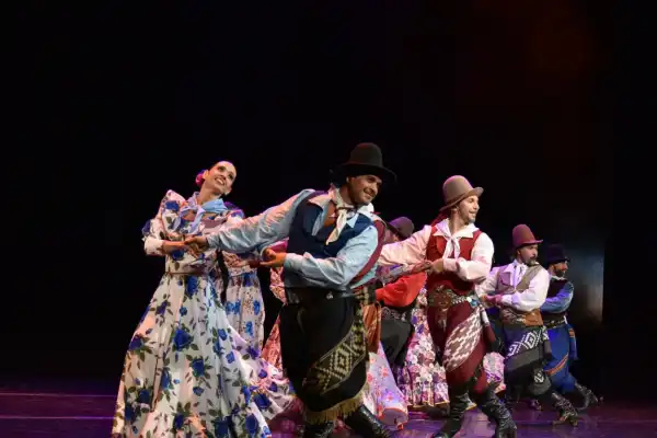 El Ballet Folklórico Nacional se presenta en el teatro Mercedes Sosa, con entrada libre y gratuita