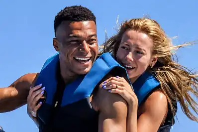 ¿Ester Expósito sigue de cerca a Mbappé en el Mundial?