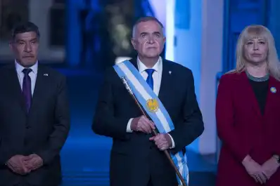 La mesa chica del poder: fecha electoral definida, colectoras en debate y la candidatura de “ella”
