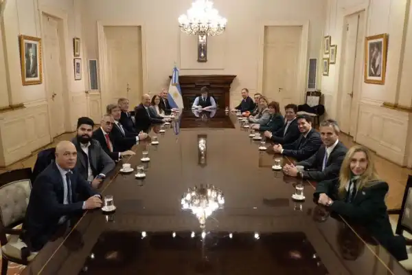 Cumbre del Gobierno con Milei a la cabeza, reproches, interna a cielo abierto y pedidos