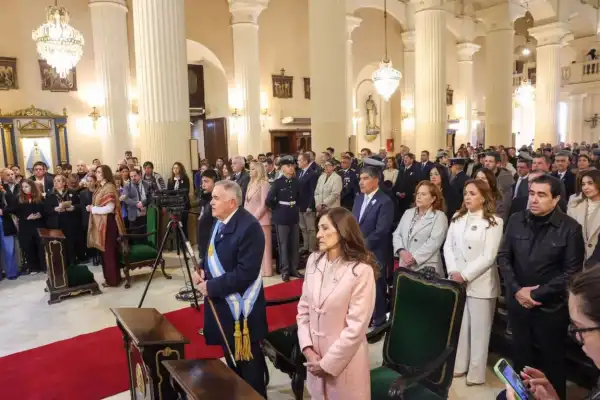 El Tedeum en Tucumán: sin grieta, bregaron por diálogo y consensos