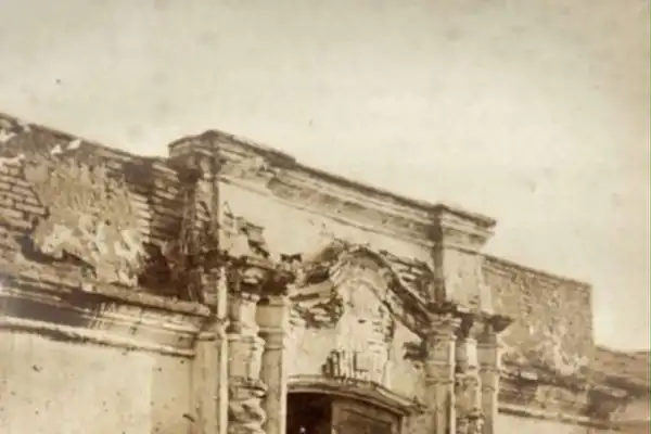 Recuerdos fotográficos: la Casa Histórica, ícono del país