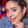 Así es el departamento de Sofi Martínez: diseño minimalista y una increíble colección futbolera