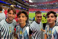Viajó al Mundial sin entrada, terminó en un palco VIP y se sacó fotos con casi toda la Selección argentina