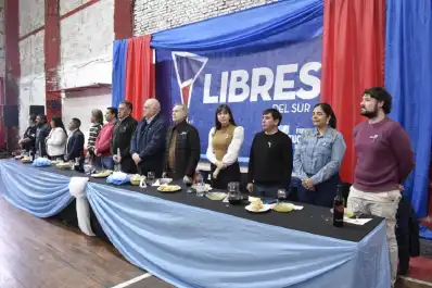 Libres del Sur reunió a más de 500 dirigentes y llamó a la unidad con críticas al Gobierno nacional
