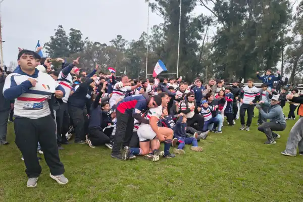 Natación y Gimnasia venció a Huirapuca y es el campeón del Anual Tucumano
