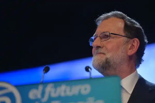 Polémica por un comentario de Rajoy sobre la selección francesa: Sánchez lo acusó de xenófobo y Francia repudió sus dichos