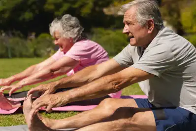 La rutina que recomiendan los expertos para recuperar la masa muscular después de los 60 años
