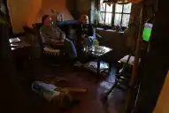 Un brindis por la libertad: una pareja unida por Francia celebró el 14 de julio en Tafí del Valle