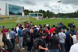 Diario de viaje: Inglaterra- Argentina ya empezó y el mundo quiso mirar