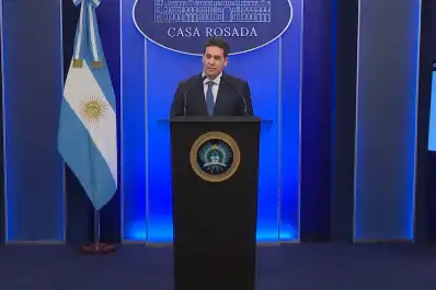 El gobierno de Milei atribuyó el aumento de la morosidad al desconocimiento en el manejo del crédito