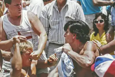 La historia del pacto de México 86: cuando las hinchadas argentinas dejaron la rivalidad para combatir a los hooligans