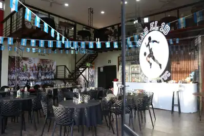 El Bar El 10, el rincón de La Cocha donde el Mundial se vive entre cábalas y lomitos