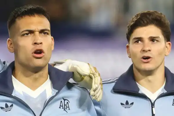 Argentina recuperó el gol de sus delanteros: Lautaro Martínez y Julián Álvarez llegan encendidos a la semifinal con Inglaterra