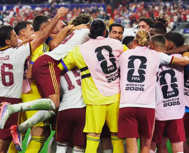 Cátedra de fútbol en Dallas: España bailó a Francia y se metió en la gran final del Mundial