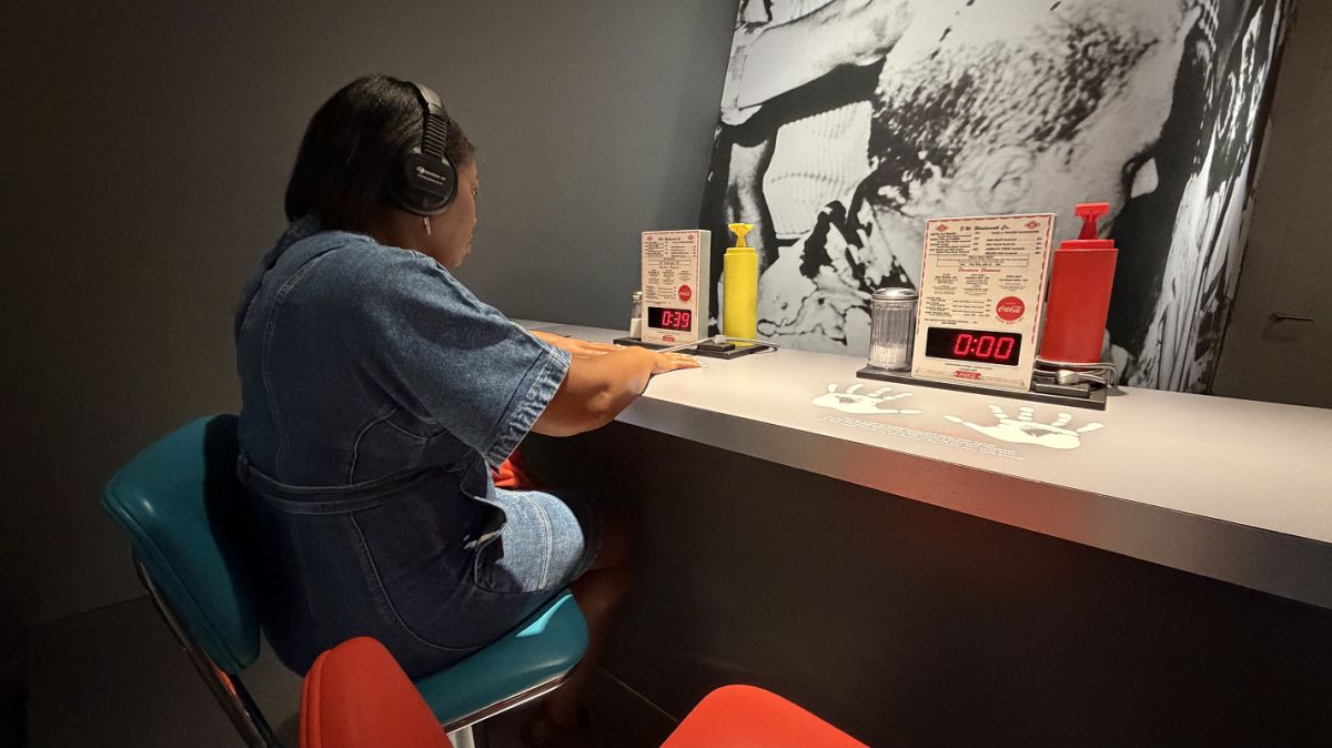 “¿Realmente somos libres?”: la pregunta de una joven en un museo de Atlanta que obliga a mirar de frente la segregación racial