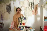 Puntada a puntada, una profesora busca que el bordado vuelva a tener lugar en Tafí del Valle