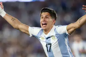 Argentina vs. Inglaterra: la formación que eligió Scaloni para buscar la final del Mundial 2026