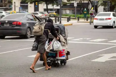 La pobreza volvió a subir en el primer trimestre y alcanzó al 30% de la población
