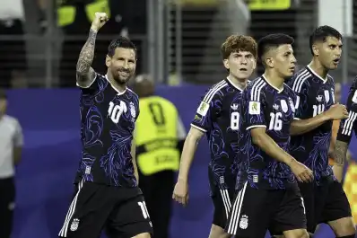 El detalle oculto de la camiseta alternativa que Argentina volverá a usar ante Inglaterra en el Mundial