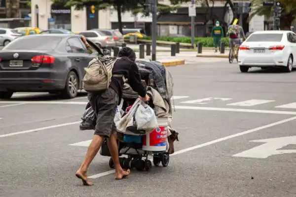 La pobreza volvió a subir en el primer trimestre y alcanzó al 30% de la población