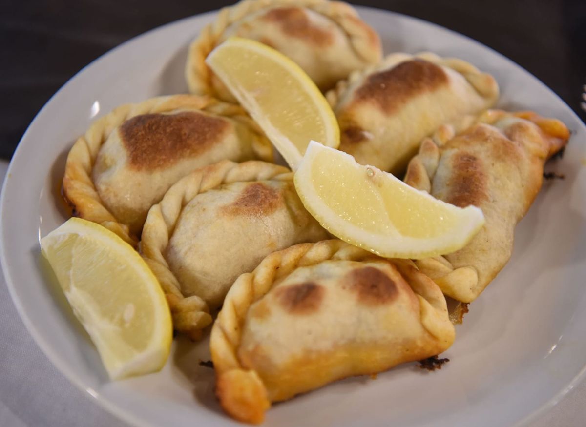 EMPANADAS. La docena se ofrecía entre $25.000 y $35.000 en los locales del centro.