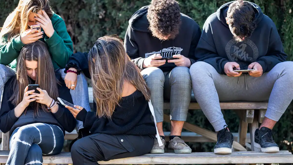 Desintoxicación digital: métodos para combatir la ansiedad y problemas en adolescentes