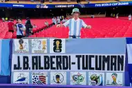 La increíble historia del tucumano que lleva nueve Mundiales siguiendo a la Selección argentina