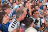 De verdugo de Argentina a hincha inesperado: Schweinsteiger celebró con la gente el pase a la final del Mundial