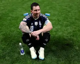 Messi le dedicó el triunfo a Maradona: Allá arriba está muy feliz