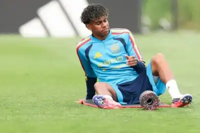 Alarma en España: Lamine Yamal entrenó diferenciado y con un vendaje a tres días de la final contra Argentina