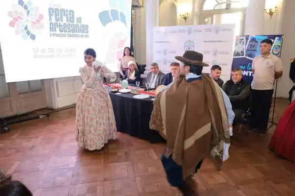 Cultura y arte en el sur de Tucumán: Monteros abre su enorme feria