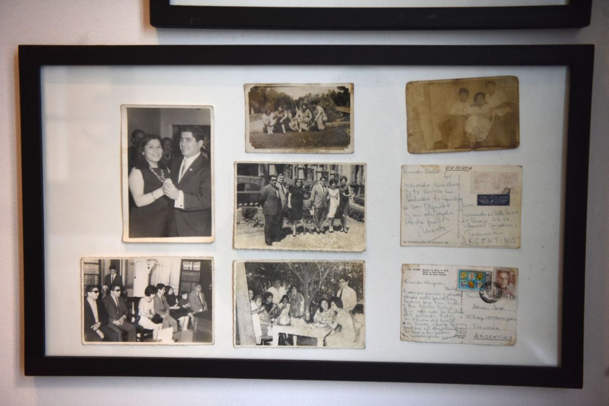 RETAZOS DE MOMENTOS. Las postales y fotos fueron donados por la familia de la artista. LA GACETA/ Foto de Analía Jaramillo.