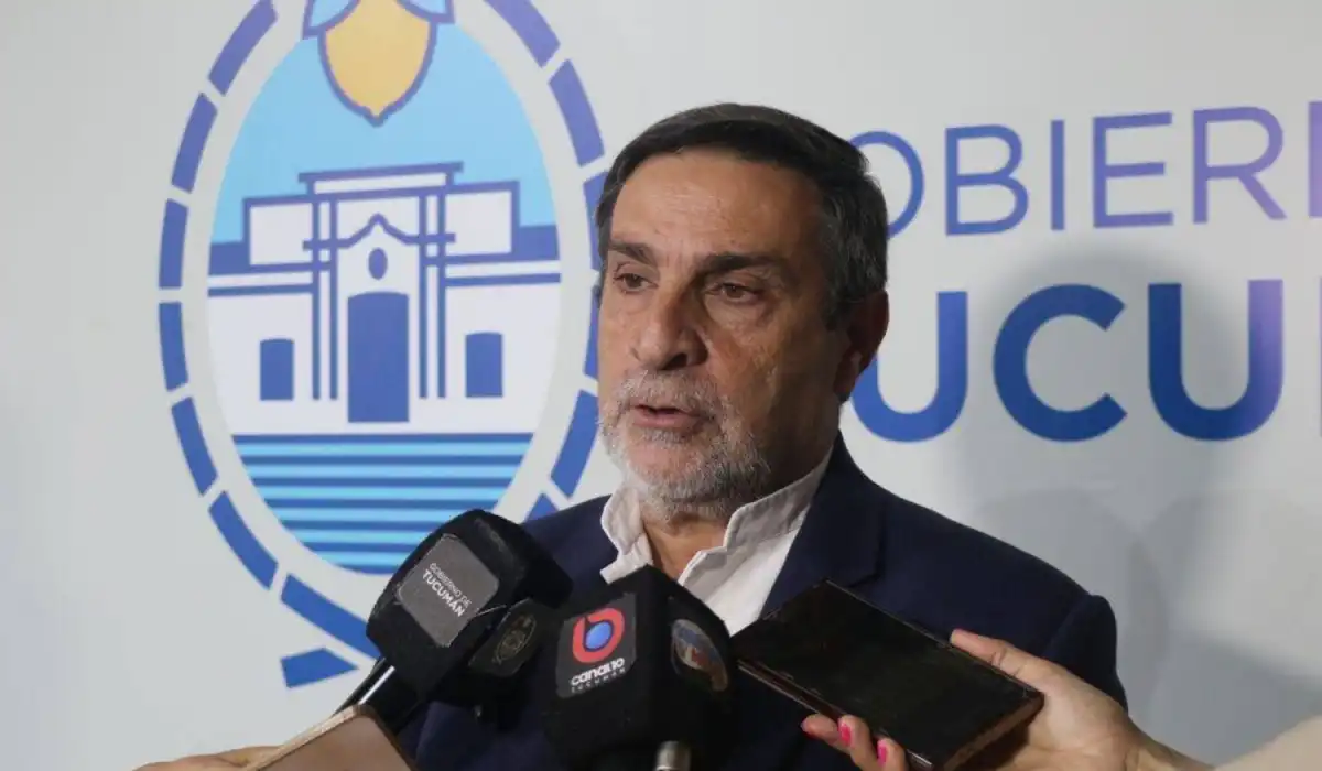 Operaron al ministro Luis Medina Ruiz y evoluciona favorablemente: el parte médico
