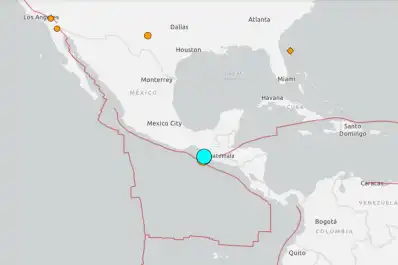 Fuerte sismo de magnitud 7,3 sacudió el sur de México y se sintió en Guatemala y El Salvador