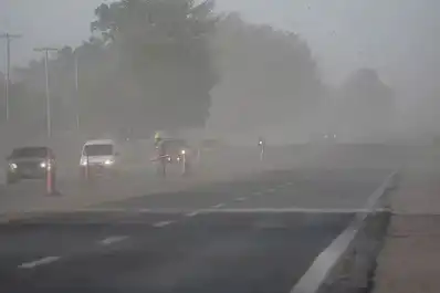 Tucumán bajo alerta amarilla por ráfagas de viento Zonda: ¡la mínima fue de 24°!