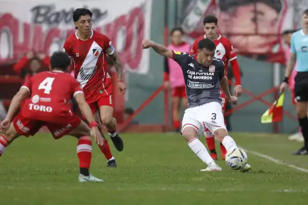 Orfila buscó ser protagonista, pero San Martín generó poco y empató con Deportivo Maipú
