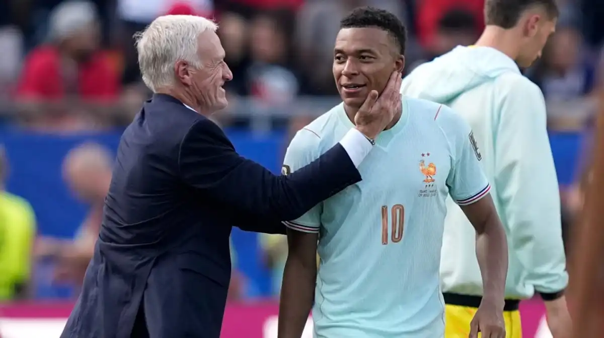 Mbappé despidió a Deschamps con un emotivo mensaje: “Debíamos ofrecerte un final mejor, pero fallamos”