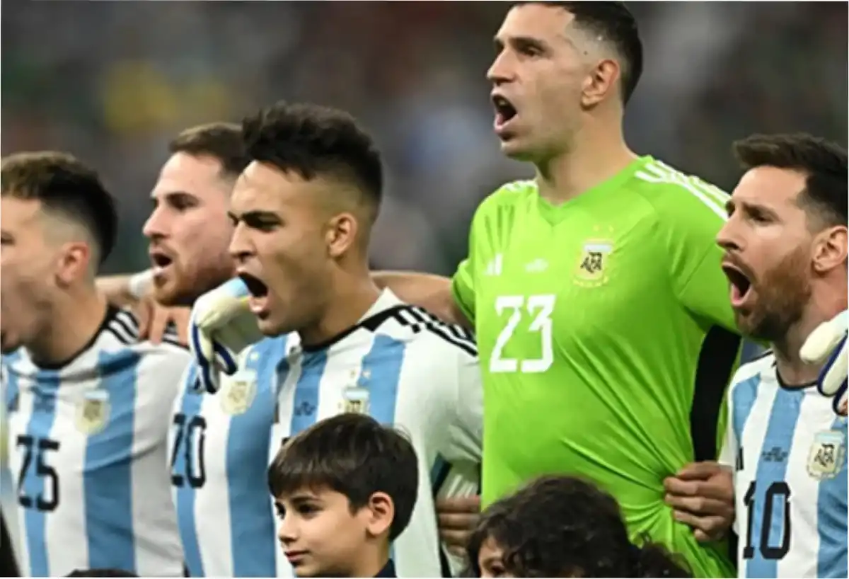 Cuál es la artista que habrían pedido los jugadores de la Selección para cantar el himno nacional y la fuerte interna que habría detrás