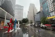 Un diluvio en Nueva York trae alivio por el humo, pero pone en duda los banderazos argentinos antes de la final
