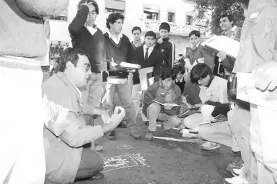 Recuerdos fotográficos: abril de 1995. Clases en las calles